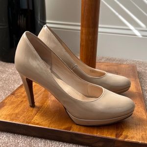 Women's Cole Haan Platform High Heel Beige Size 6 - 3.5 in. heel, .5 in …